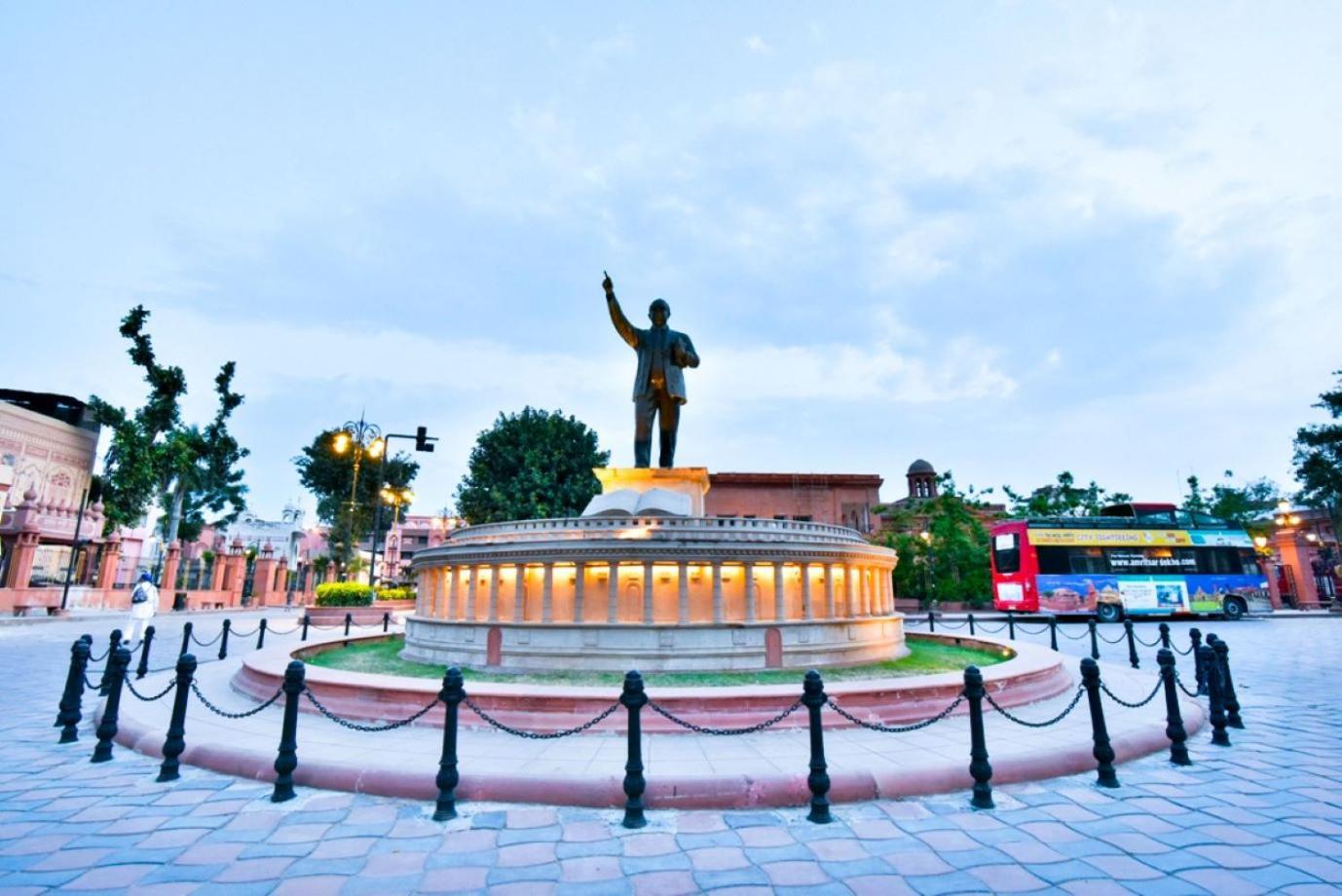 Hotel Tradition Heritage Walk Amritsar Exterior photo