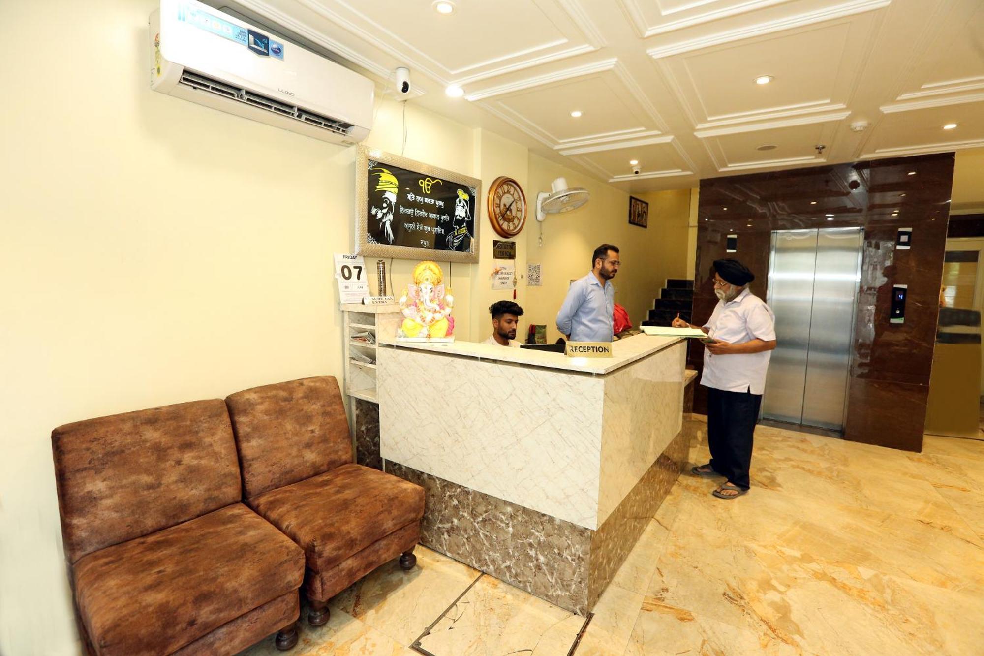 Hotel Tradition Heritage Walk Amritsar Exterior photo